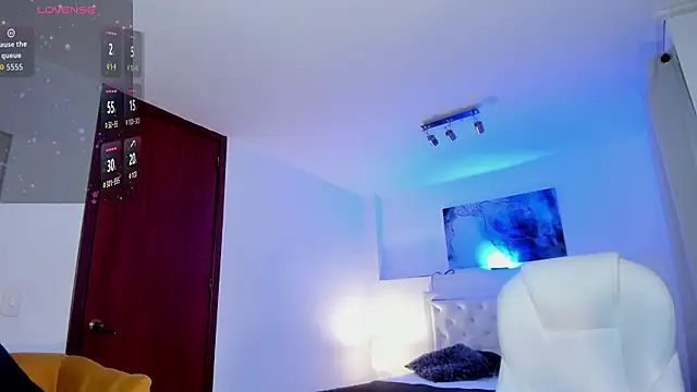 KamiSuarez online show from March 15, 2026, 1:28 pm