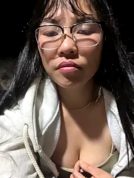 heodat-sexx online show from December 15, 2025, 12:04 am