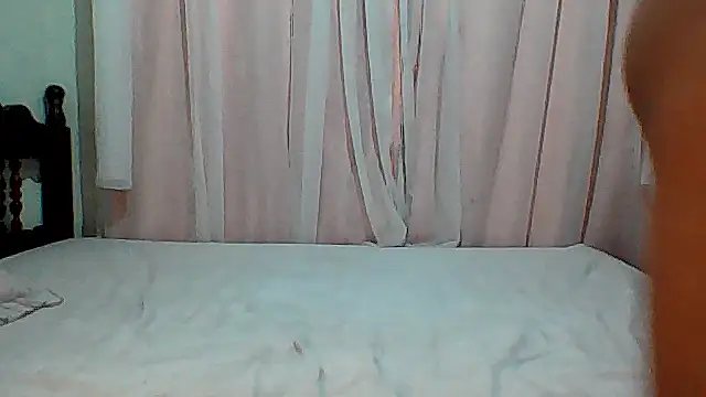 HotGiirl2025 online show from December 23, 2025, 4:21 am