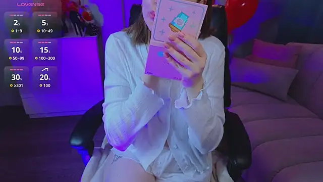 R I N A online show from March 15, 2026, 1:11 am