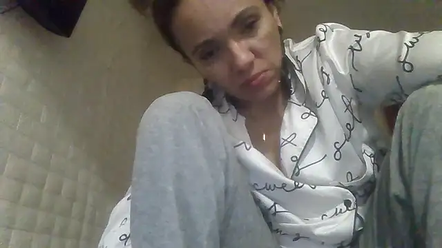 loveryvicky online show from February 26, 2026, 6:45 am