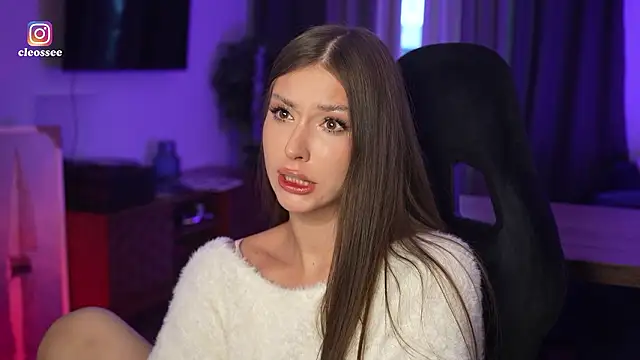 Cleose online show from February 28, 2026, 11:11 am