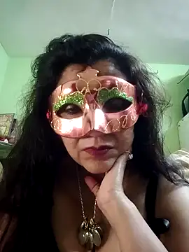 Snapshot of LOVE__RANI chatting on November 5, 2025, 7:58 pm LOVE RANI online show from November 5, 2025, 7:58 pm