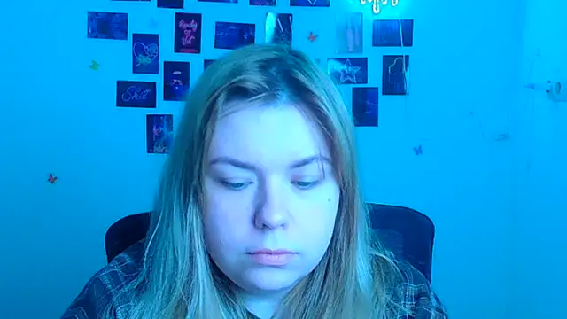 Snapshot of SusannaNight chatting on April 27, 2026, 5:16 am SusannaNight online show from April 27, 2026, 5:16 am