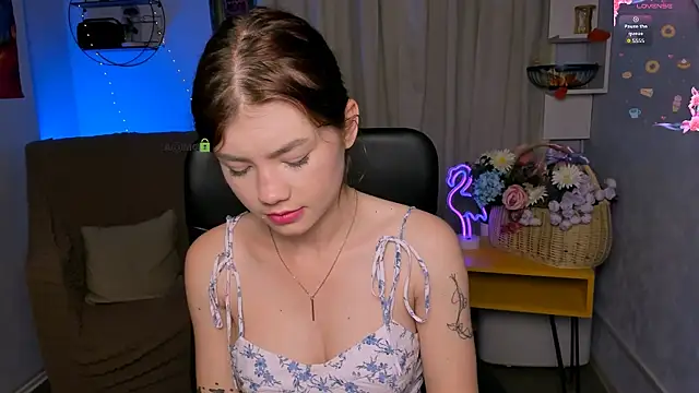 Snapshot of isabel_wave chatting on July 13, 2026, 7:16 pm isabel wave online show from July 13, 2026, 7:16 pm