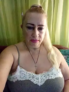 Esenia505 online show from January 16, 2026, 7:51 pm