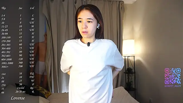 KiraAbling online show from November 16, 2025, 6:30 am