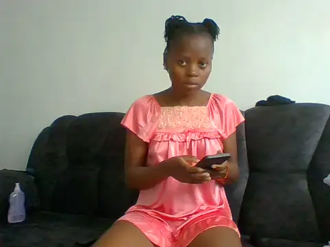 Spicyit2 online show from May 26, 2026, 10:44 am