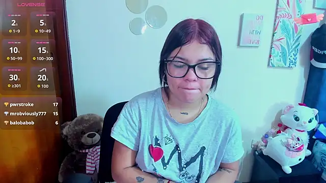 Snapshot of Emma_boo chatting on November 1, 2025, 3:36 pm Emma boo online show from November 1, 2025, 3:36 pm