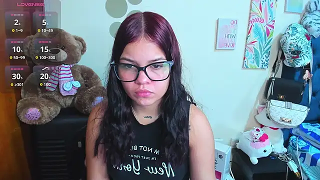 Emma boo online show from December 20, 2025, 2:24 pm