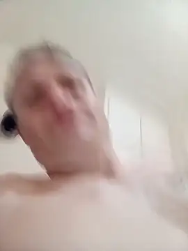 Caliguy36 online show from November 24, 2025, 8:19 pm