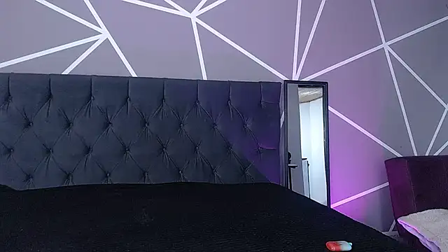 Princess Mia1126 online show from March 19, 2026, 3:54 am