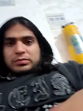 yuhenthr online show from November 1, 2025, 4:36 am