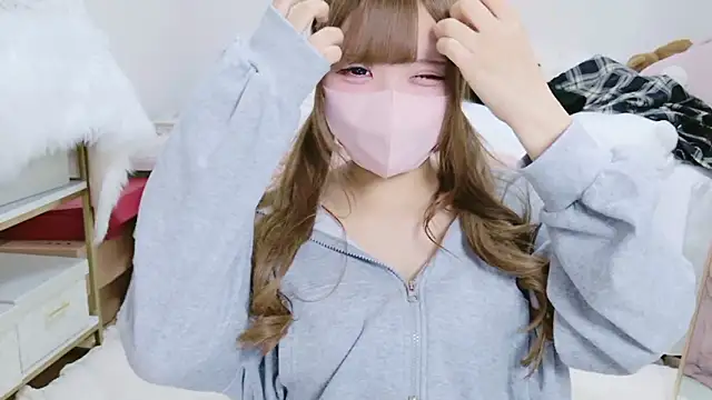 Ichiru xsc online show from November 11, 2025, 7:08 am