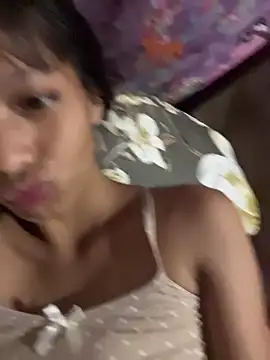 hottiebabe23 online show from November 23, 2025, 12:16 pm