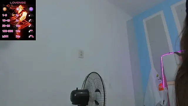 Snapshot of Katia_Santana1 chatting on November 1, 2025, 4:36 am Katia Santana1 online show from November 1, 2025, 4:36 am