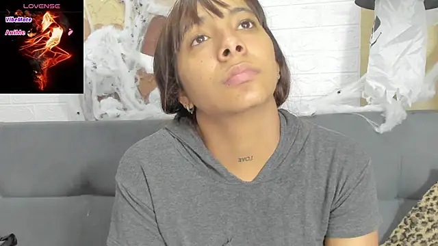 Snapshot of Katia_Santana1 chatting on November 2, 2025, 3:42 am Katia Santana1 online show from November 2, 2025, 3:42 am