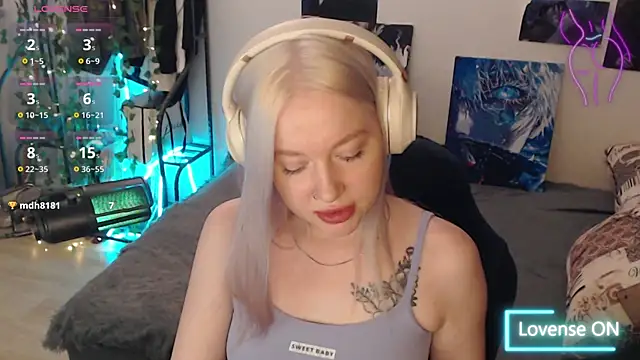 Snapshot of lisa_alen chatting on October 29, 2025, 12:07 pm lisa alen online show from October 29, 2025, 12:07 pm