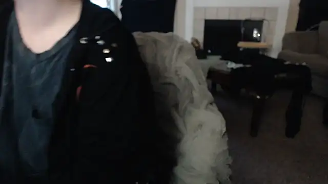 Skyl31 online show from October 31, 2025, 8:54 pm