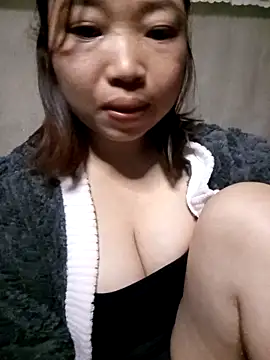 Snapshot of julybe chatting on February 7, 2026, 3:49 pm julybe online show from February 7, 2026, 3:49 pm