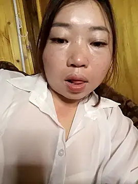 Snapshot of julybe chatting on February 25, 2026, 5:06 am julybe online show from February 25, 2026, 5:06 am