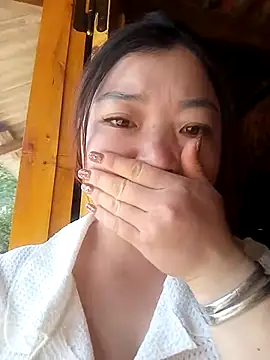 Snapshot of julybe chatting on March 2, 2026, 4:36 am julybe online show from March 2, 2026, 4:36 am