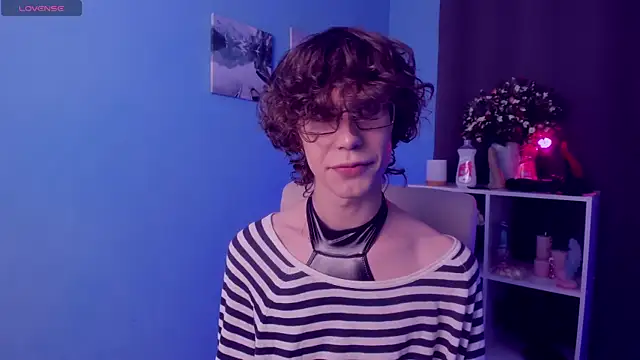 LeoBensyten online show from November 5, 2025, 1:44 pm