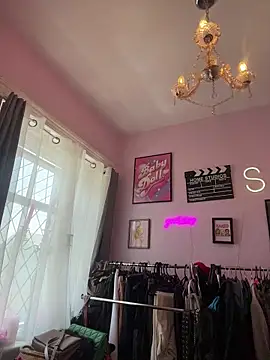 kennedylorel online show from April 26, 2026, 11:41 am