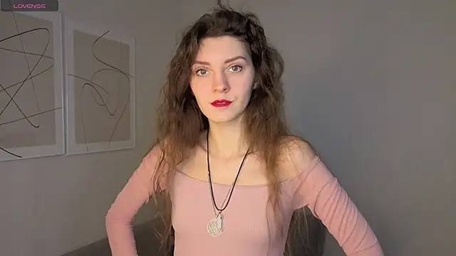 LauraYoungg online show from February 20, 2026, 9:26 pm