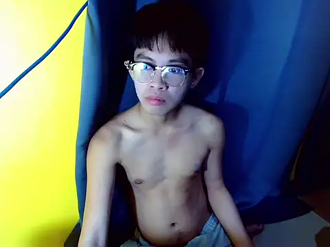 newcummersxx online show from March 19, 2026, 5:33 am