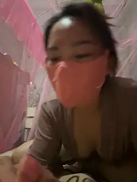 gino-sex online show from November 4, 2025, 3:11 pm