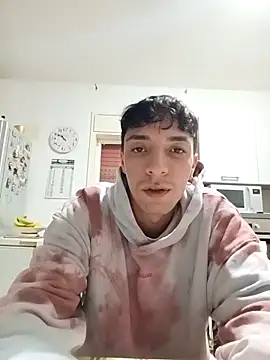 Pistacchio01 online show from November 7, 2025, 9:53 am