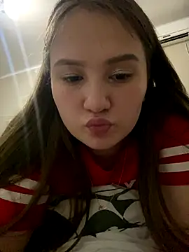 Regina Lynne online show from November 4, 2025, 4:39 pm