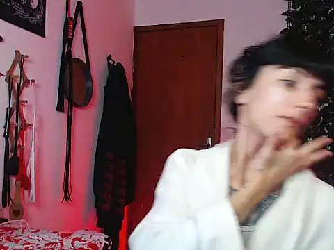 CarrieBurton online show from November 1, 2025, 2:30 pm