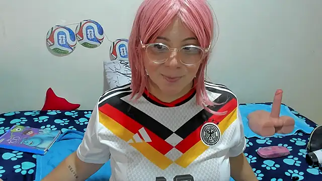 Snapshot of Jiah_Park chatting on June 30, 2026, 2:01 am Jiah Park online show from June 30, 2026, 2:01 am