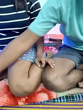 Cuty Pussy1 online show from January 12, 2026, 6:29 am