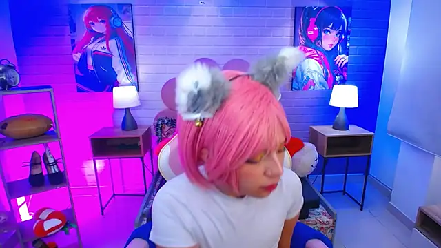 roseefancy19 online show from April 14, 2026, 11:49 am