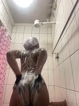 SP1CY MOMMY online show from November 26, 2025, 6:31 pm