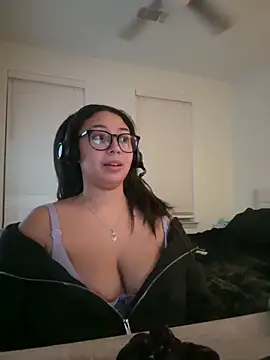 minha baby online show from February 22, 2026, 2:02 am