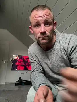 Snapshot of superbertok chatting on November 9, 2025, 1:20 pm superbertok online show from November 9, 2025, 1:20 pm