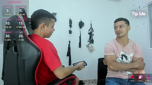 Steven19 LatinBoy online show from November 17, 2025, 11:38 am