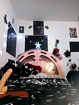 Morticia Black online show from January 13, 2026, 11:43 pm