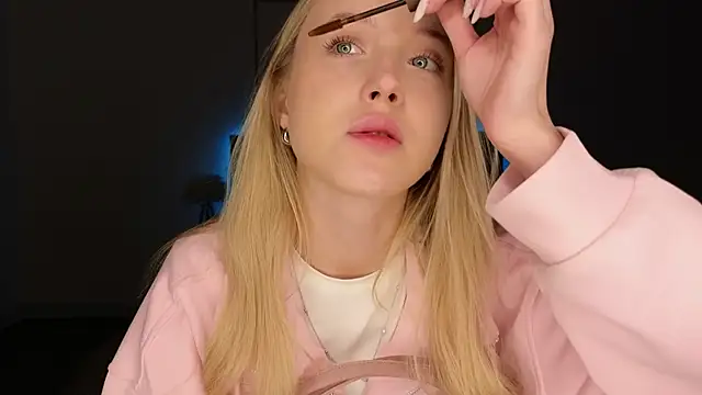 adele armass online show from April 23, 2026, 9:06 pm