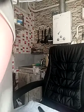 MilkySky online show from December 22, 2025, 8:39 pm