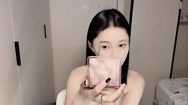 yuyu-33 online show from May 20, 2026, 1:34 am
