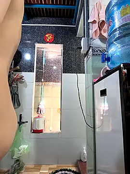 Okleotina9 online show from April 4, 2026, 4:22 am