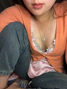 Snapshot of sapup858 chatting on November 4, 2025, 5:28 am sapup858 online show from November 4, 2025, 5:28 am