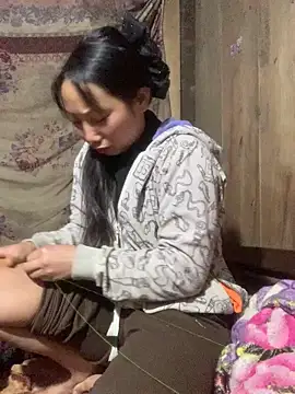 bi-bo123 online show from February 10, 2026, 1:21 am