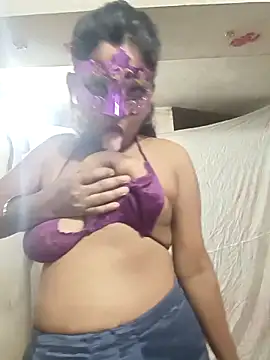 LavishFriction7 online show from November 21, 2025, 6:17 pm