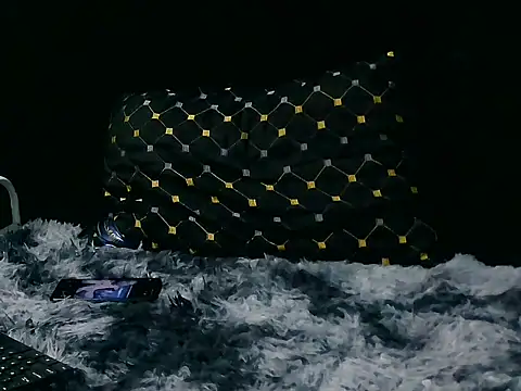 Snapshot of Hot-babyyboy30 chatting on February 5, 2026, 6:18 am Hot-babyyboy30 online show from February 5, 2026, 6:18 am